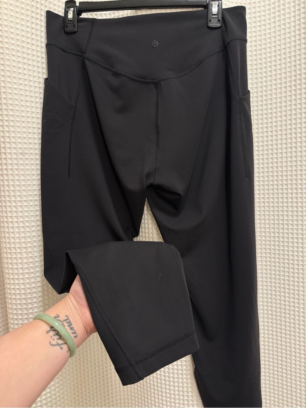 Lululemon Everlux - Black High-Waist Leggings with Pockets size 14 - Picture 6 of 9
